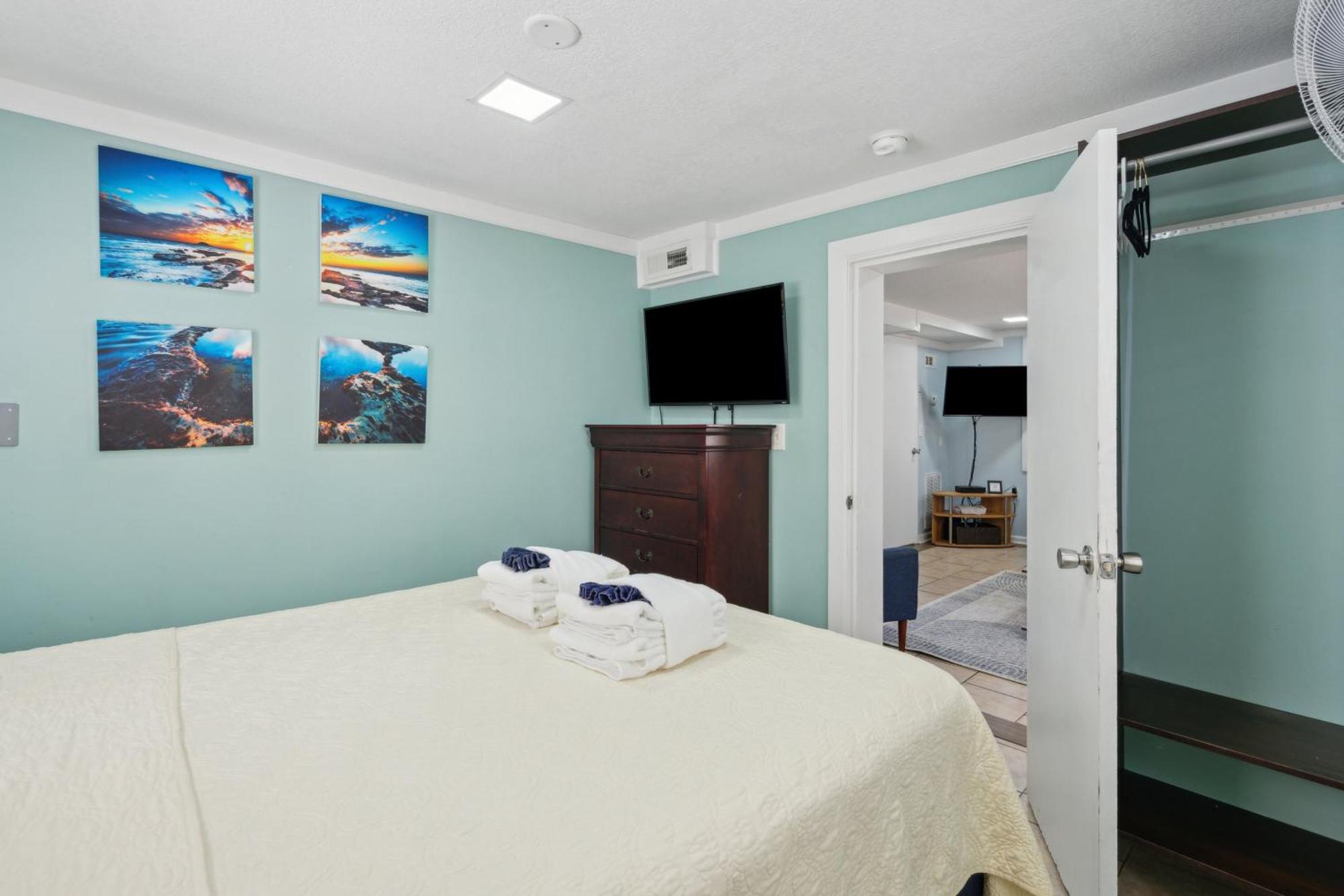 23 Center St - Sunny Side Down - Downstairs Apartment Folly Beach Extérieur photo