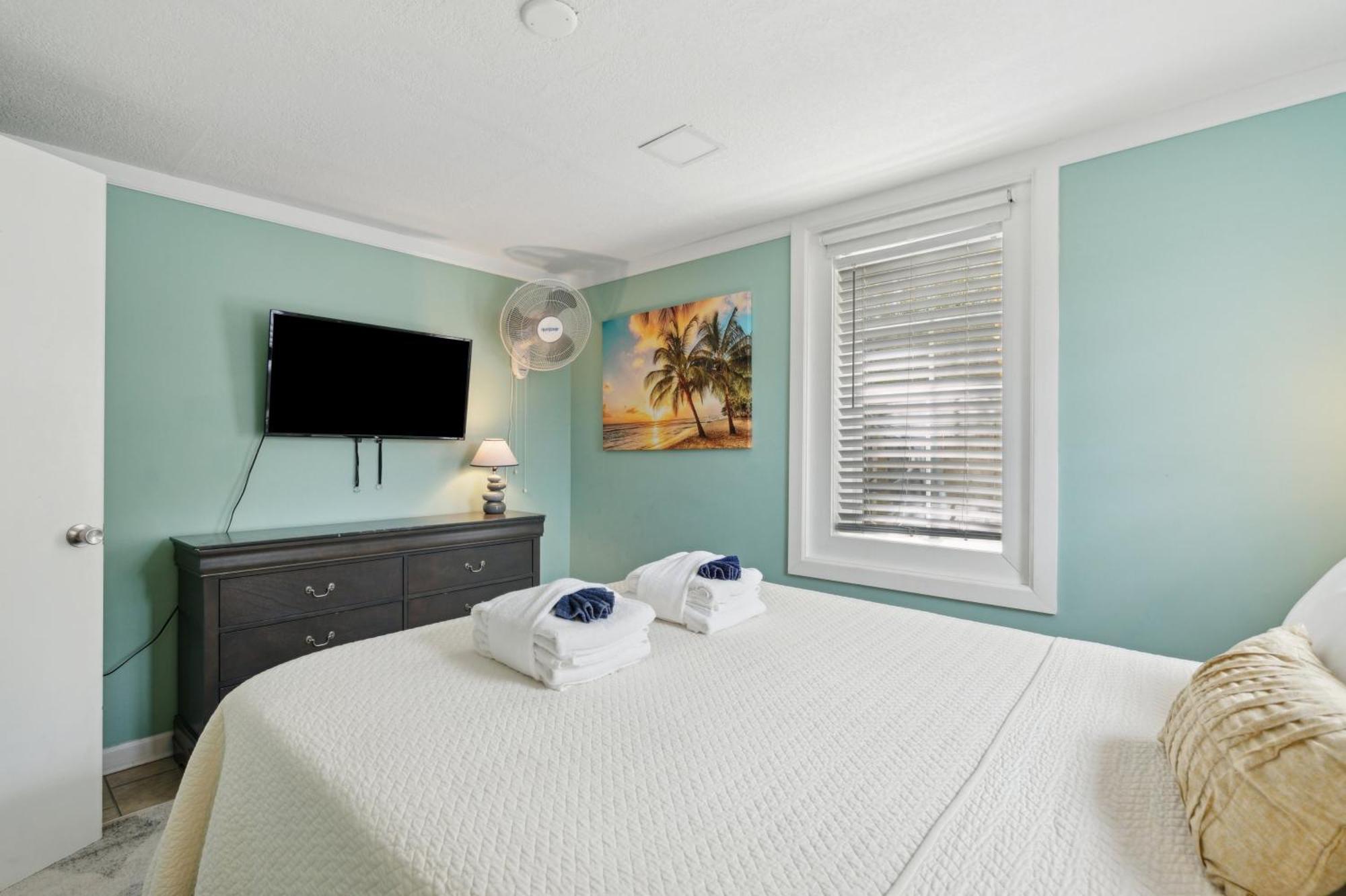 23 Center St - Sunny Side Down - Downstairs Apartment Folly Beach Extérieur photo